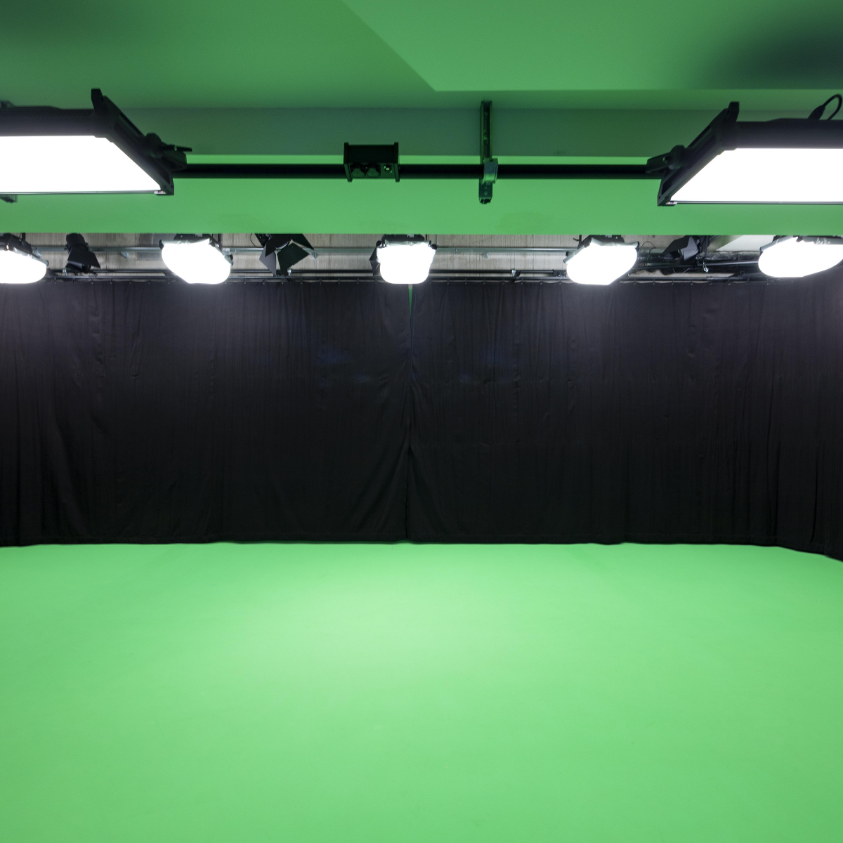 Video production studio for professionals 